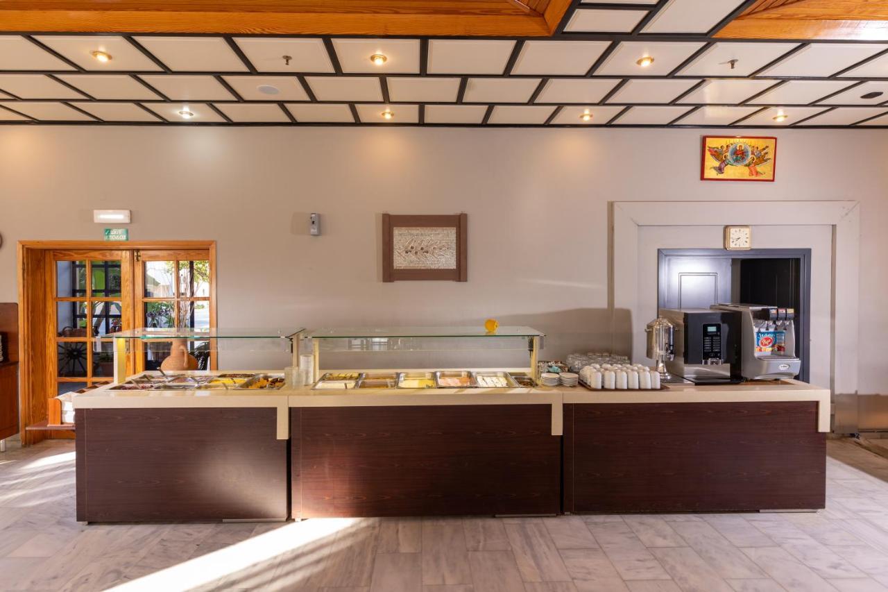 Hotel Kathrin Beach アデリアノス・カンポス エクステリア 写真